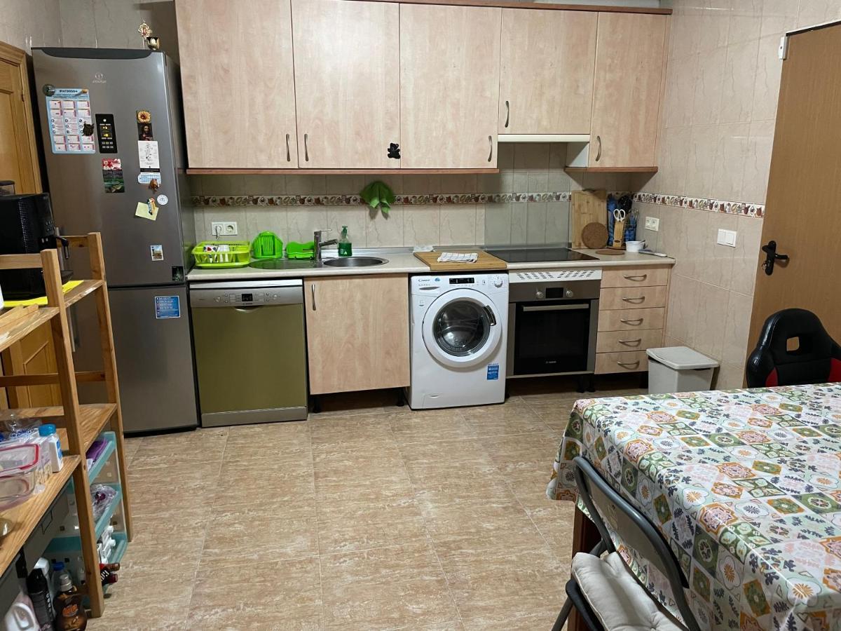 Апартаменты Vivienda Compartida Con Ambiente Familiar Сесенья Экстерьер фото